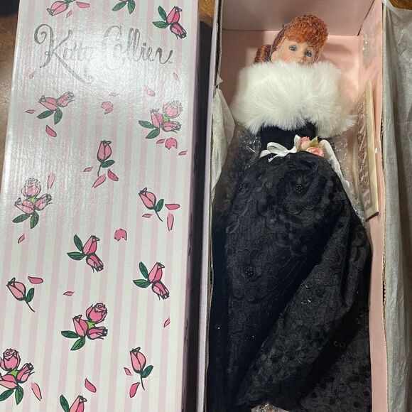 Robert Tonner. kitty Collier 18” Basic Doll  Red Hair. 20402 new in box - Picture 1 of 7